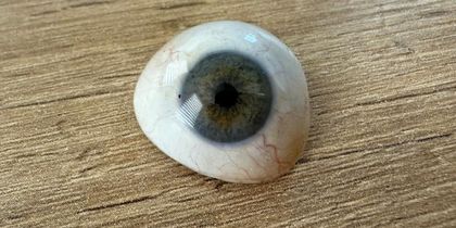 Reconstrucción y Prótesis Oculares